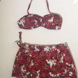 Adorable vintage style bikini!